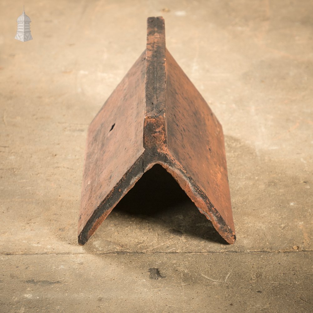 Capped Ridge Tiles, Batch of 18 - A Run of 5.5 Metres