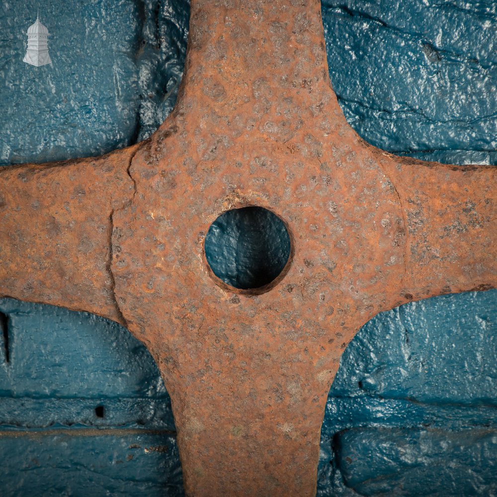 Cross Arrowhead Wall Tie Plate, Cast Iron