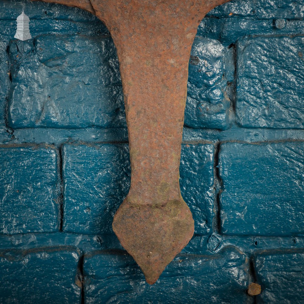 Cross Arrowhead Wall Tie Plate, Cast Iron