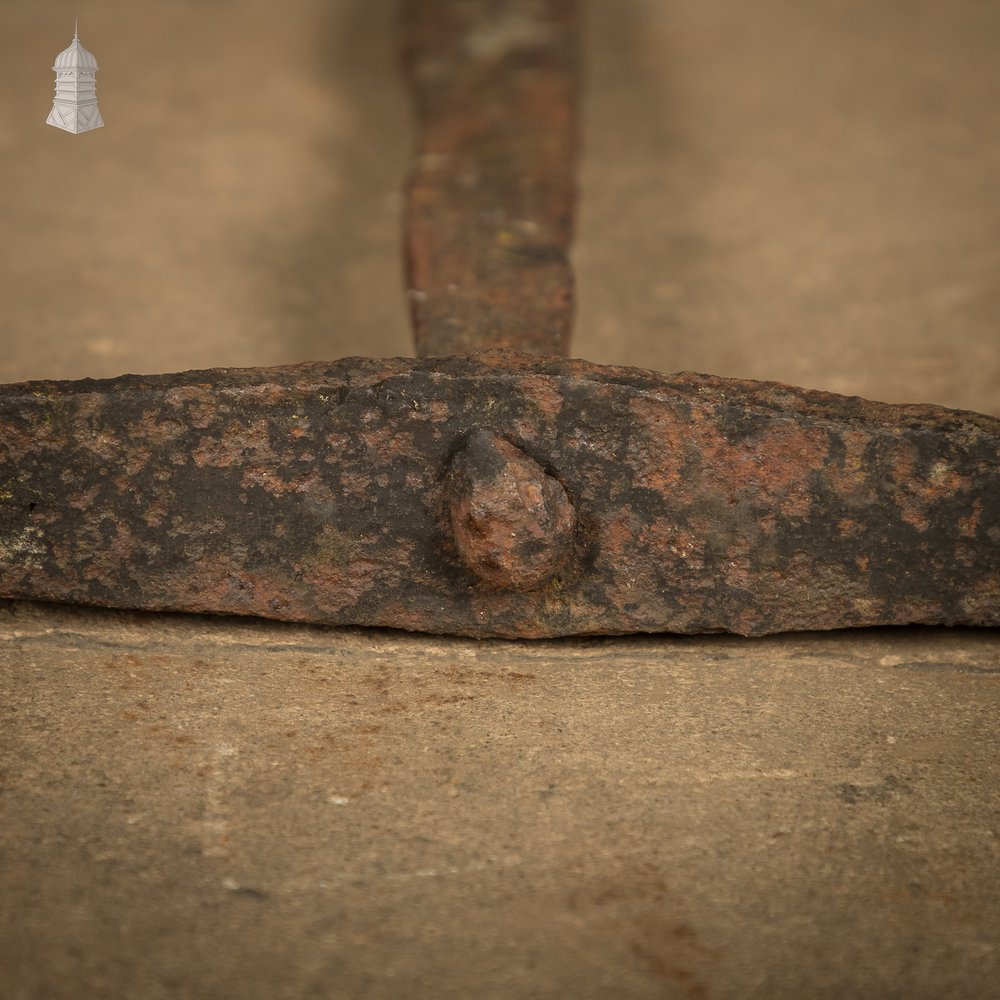 Double Arrowhead Wall Tie Plate, Wrought Iron