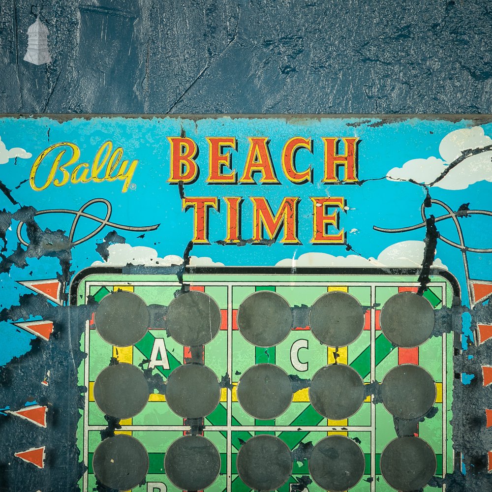 Pinball Machine Back Glass, Vintage Ballyhole ‘Beach time’ Worn Glass Plate