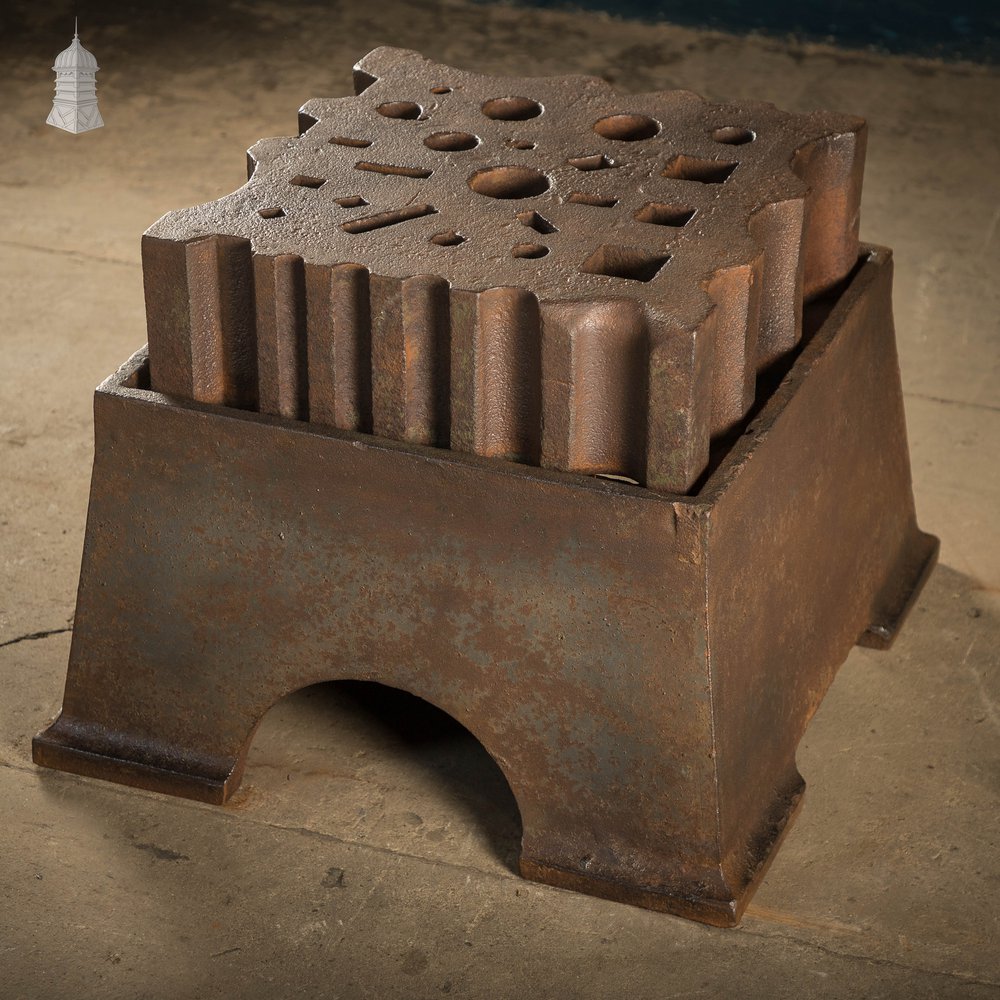Antique Swage Block, 18" 350lb, with Base