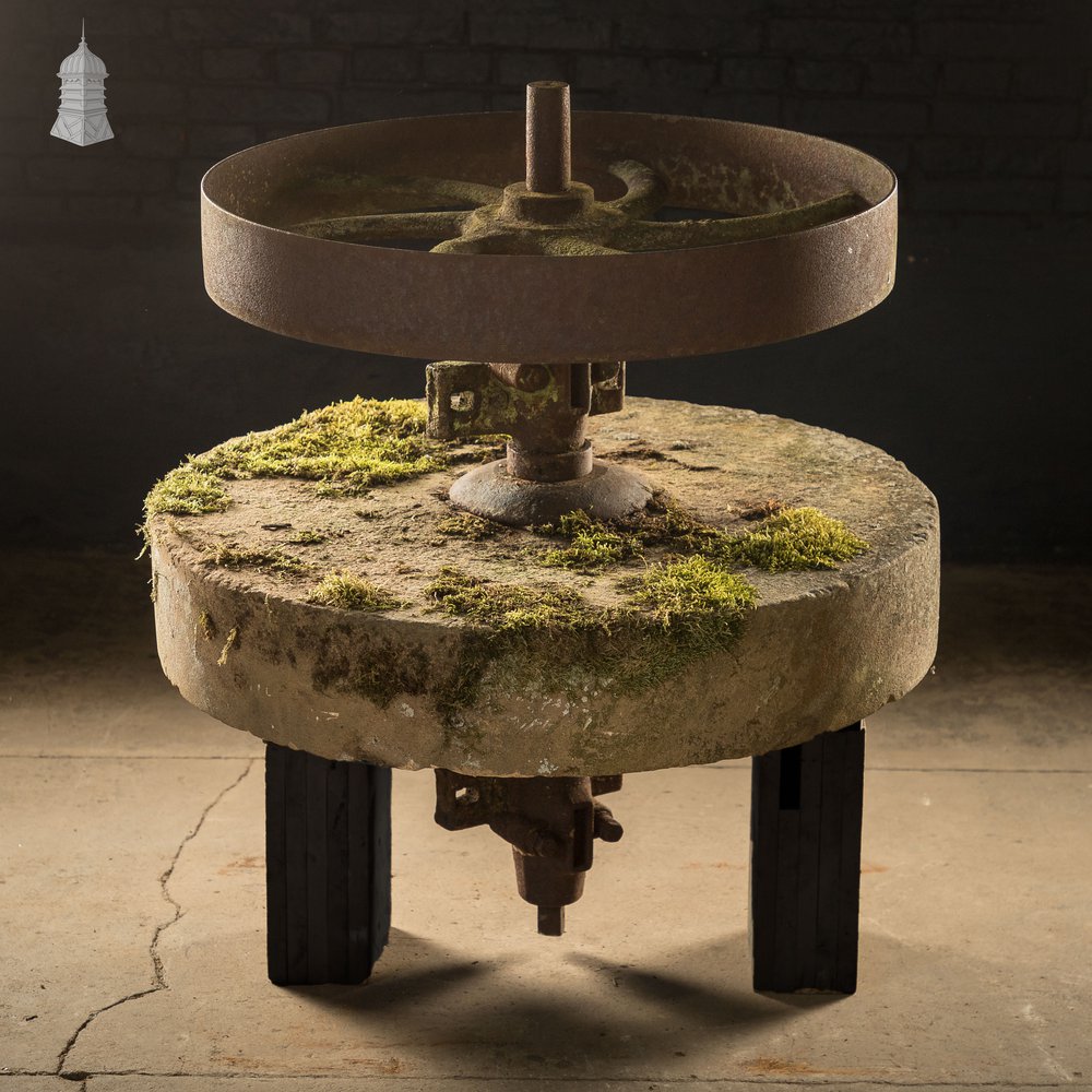 Bygone Grind Stone, Central Belt Drive