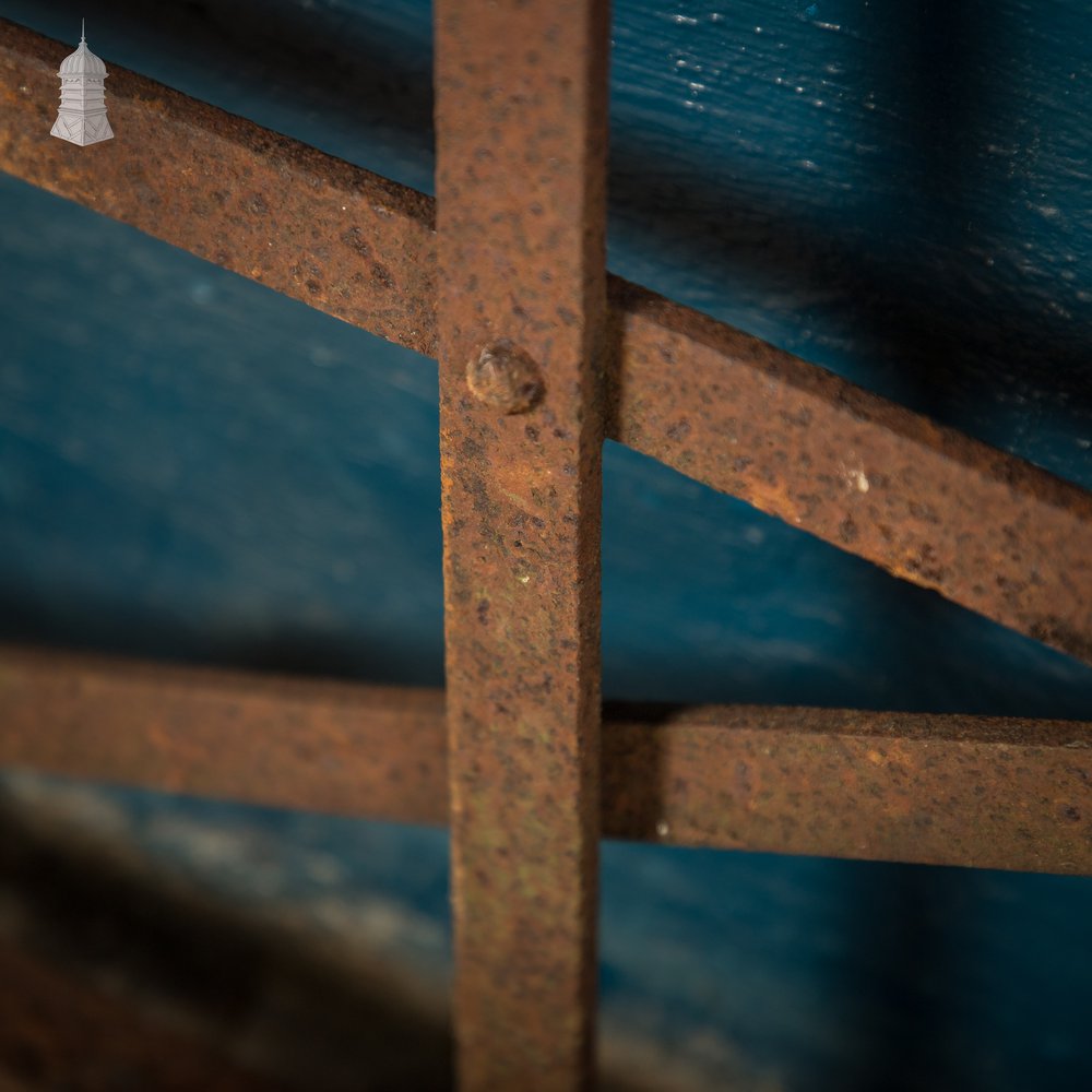 Field Entranceway Gate, 9.5ft Iron 5 Bar Gate