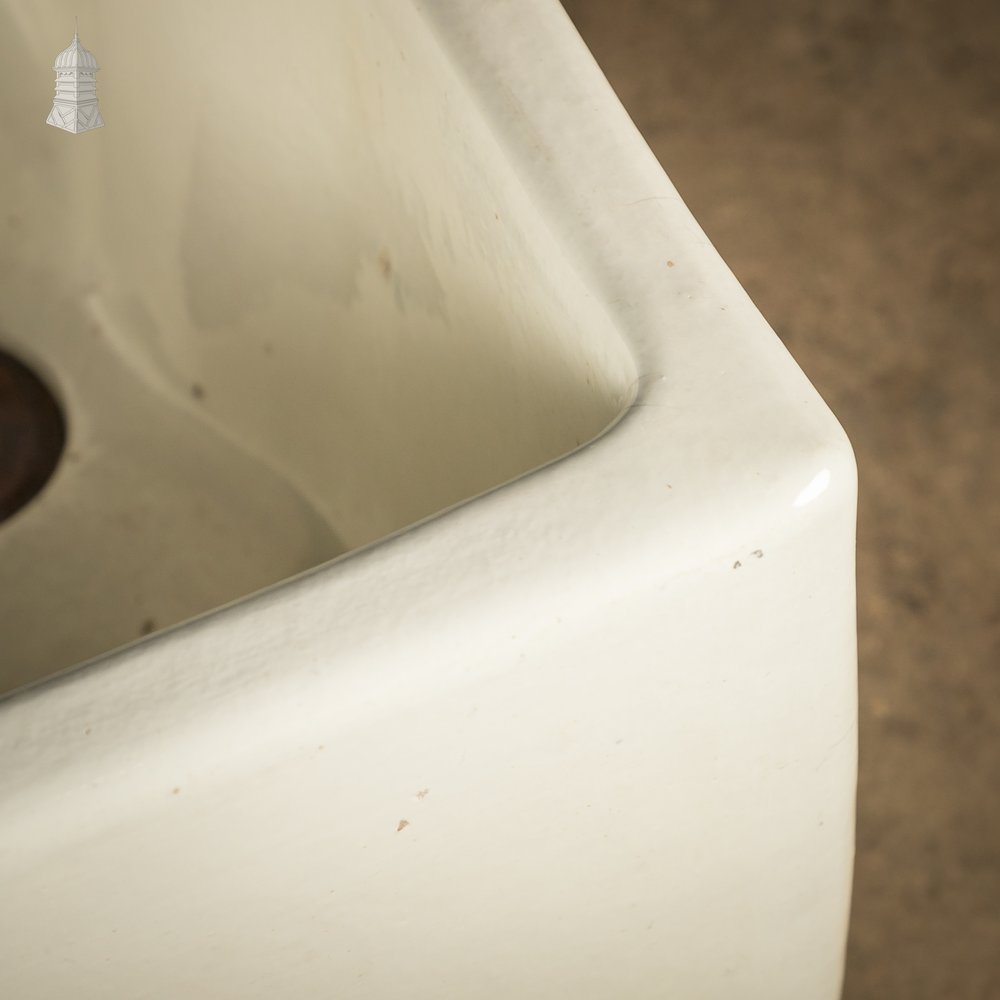 Belfast Butler Sink, Weir Overflow, White Glaze