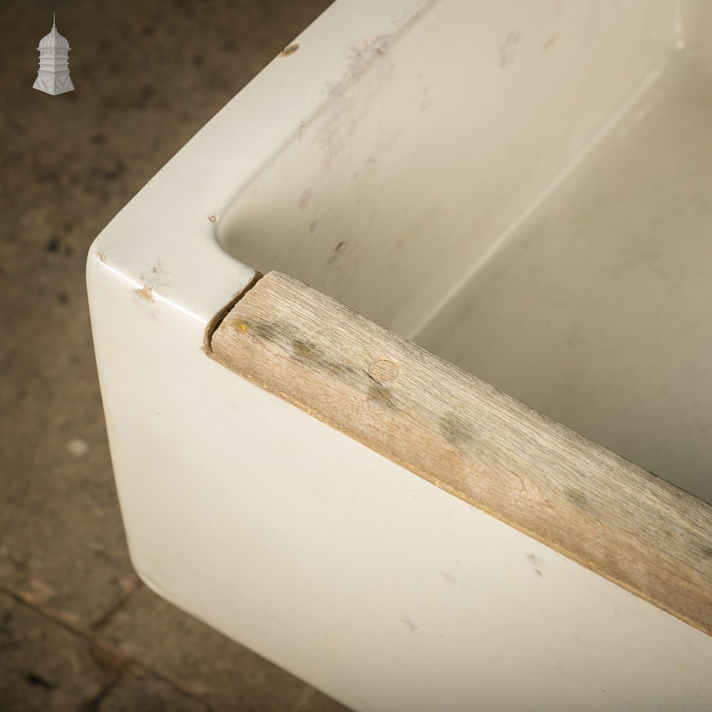 Butler Sink, Hardwood Rail, Weir Overflow.