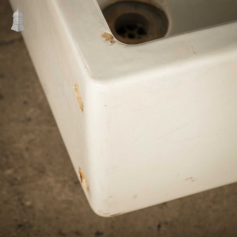 Butler Sink, Hardwood Rail, Weir Overflow.