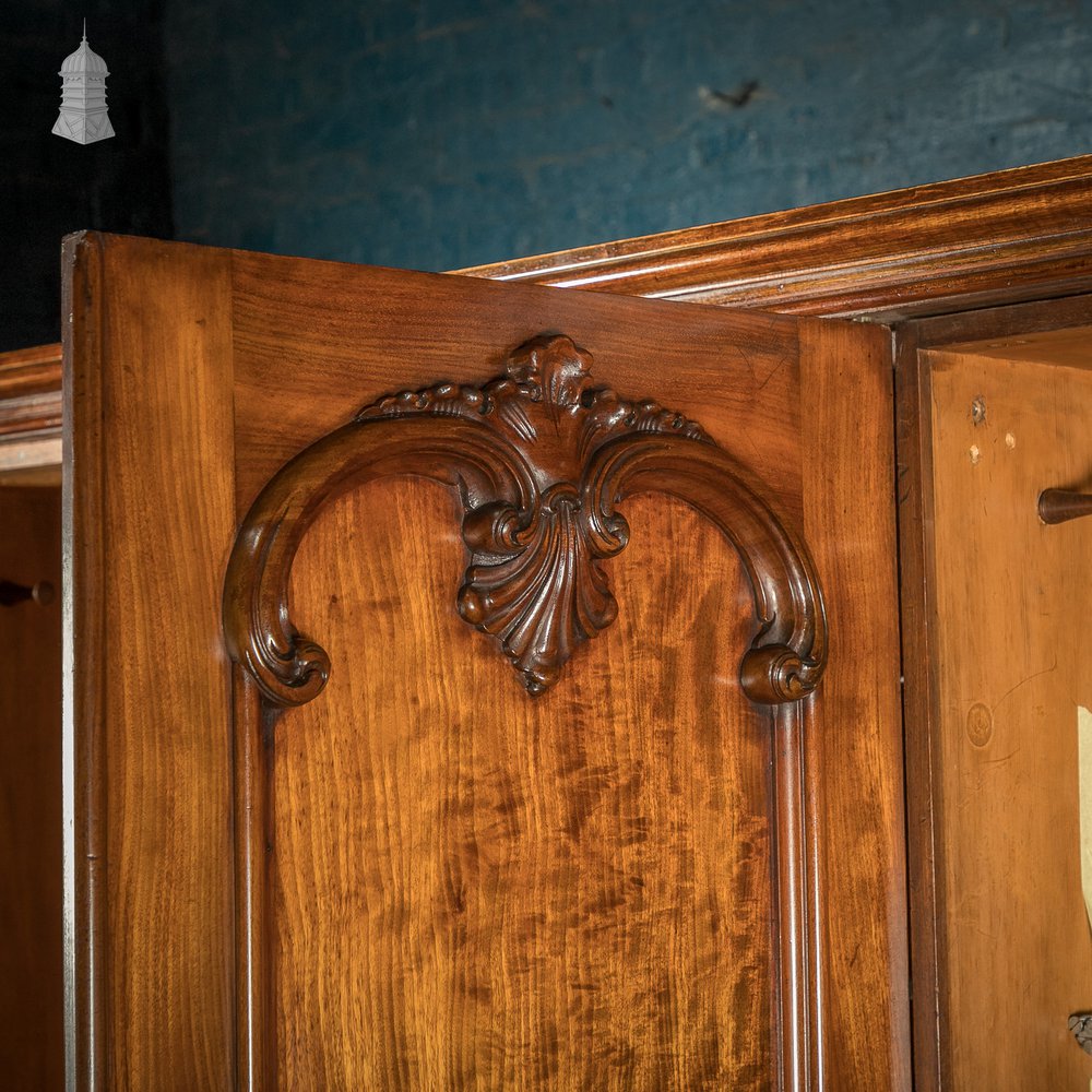 Compactum Gentlemans Wardrobe, Victorian Mottled Mahogany