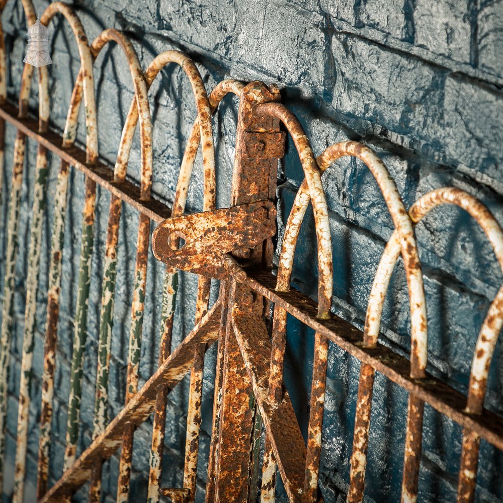 Driveway Gates, Hoop Top, 19th C