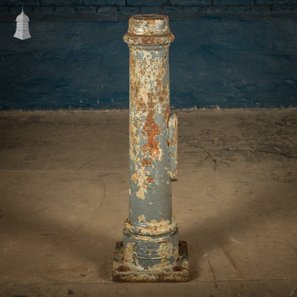 Level Gauge Bollard, by Glenfield & Kennedy Kilmarnock