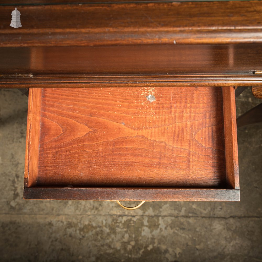 Glazed Display Tables, 20th C, Mahogany Set of 3