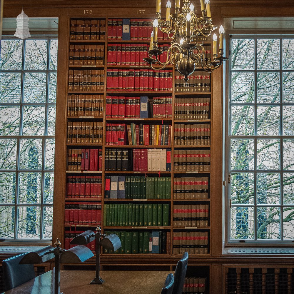 Extensive collection of Oak Bookshelves, Panels and Mouldings from the Inner Temple Library designed by TW Sutcliffe completed in 1958