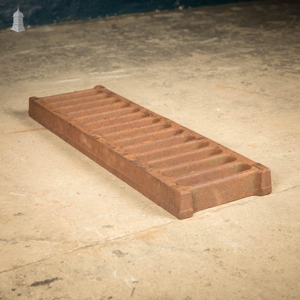 Gulley Gutter Grids, Cast Iron, Batch of 6 – Run of 4 Linear Metres