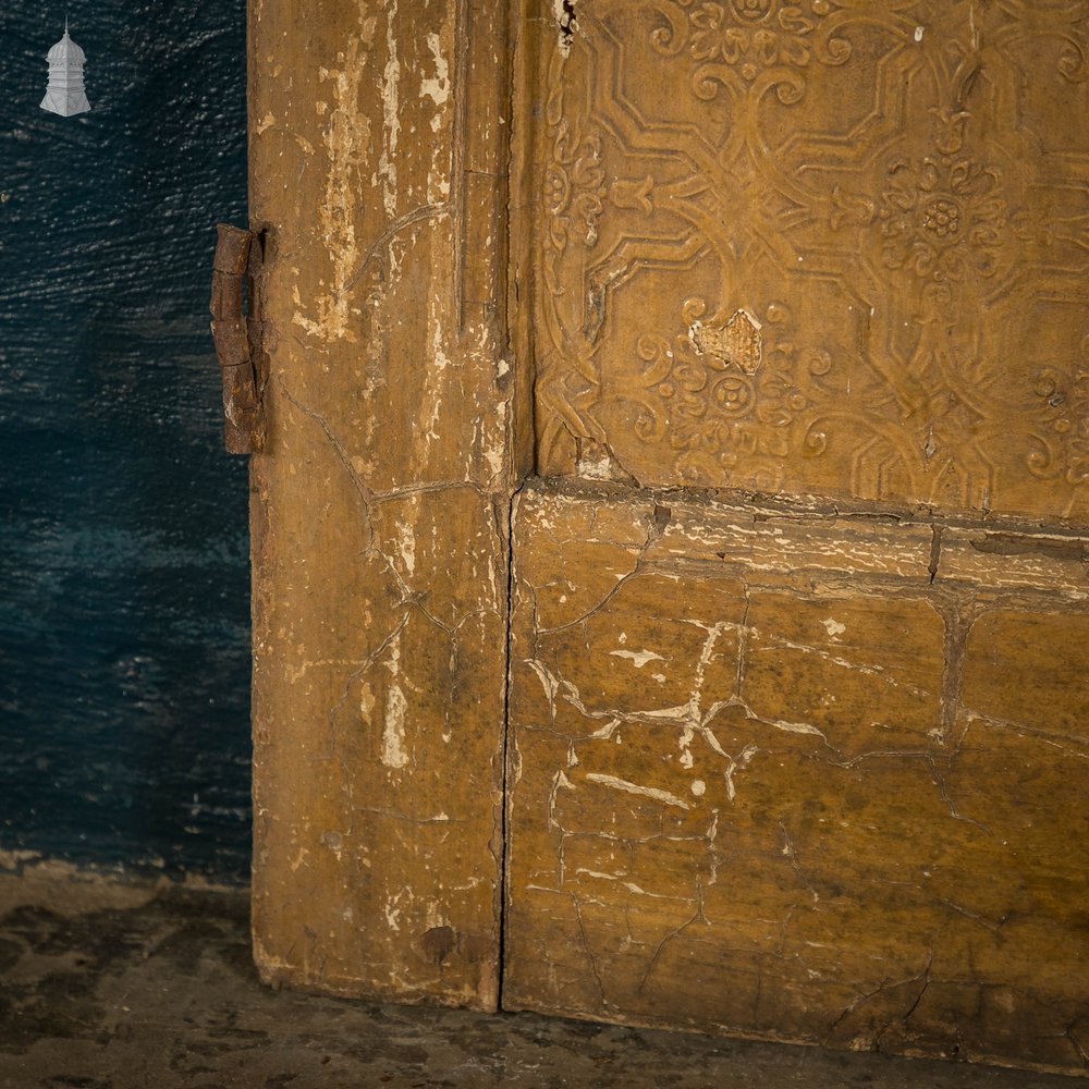 Half Glazed Door, Pine With ‘Reeded’ Style Textured Glass