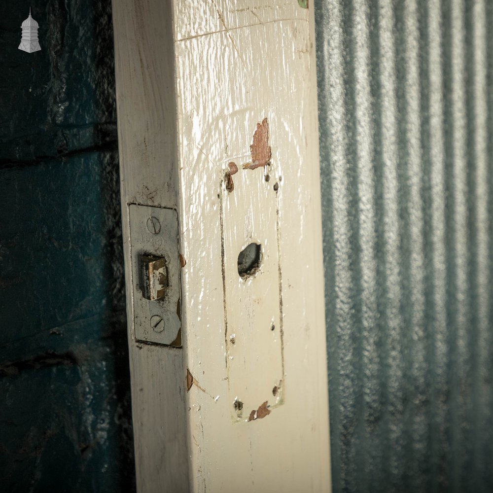 Half Glazed Door, White Painted Panelled Door with ‘Reeded’ Style Textured Glass