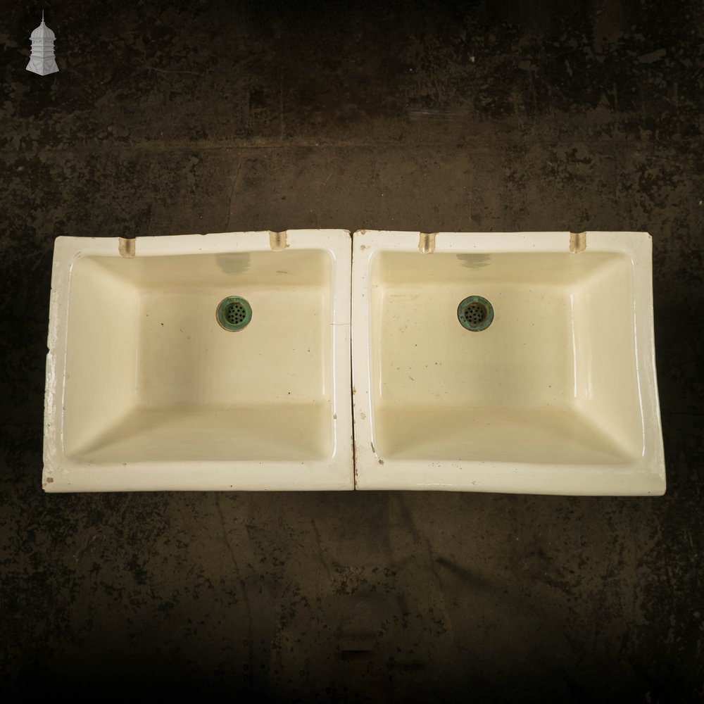 Butler Laundry Sinks, Pair of Georgian Belfast Sinks on 3 Fluted Legs